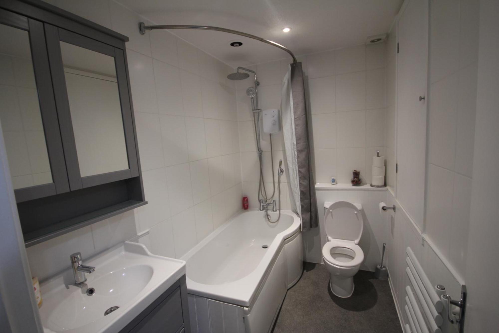 Wooburn Place Apartment Hillingdon