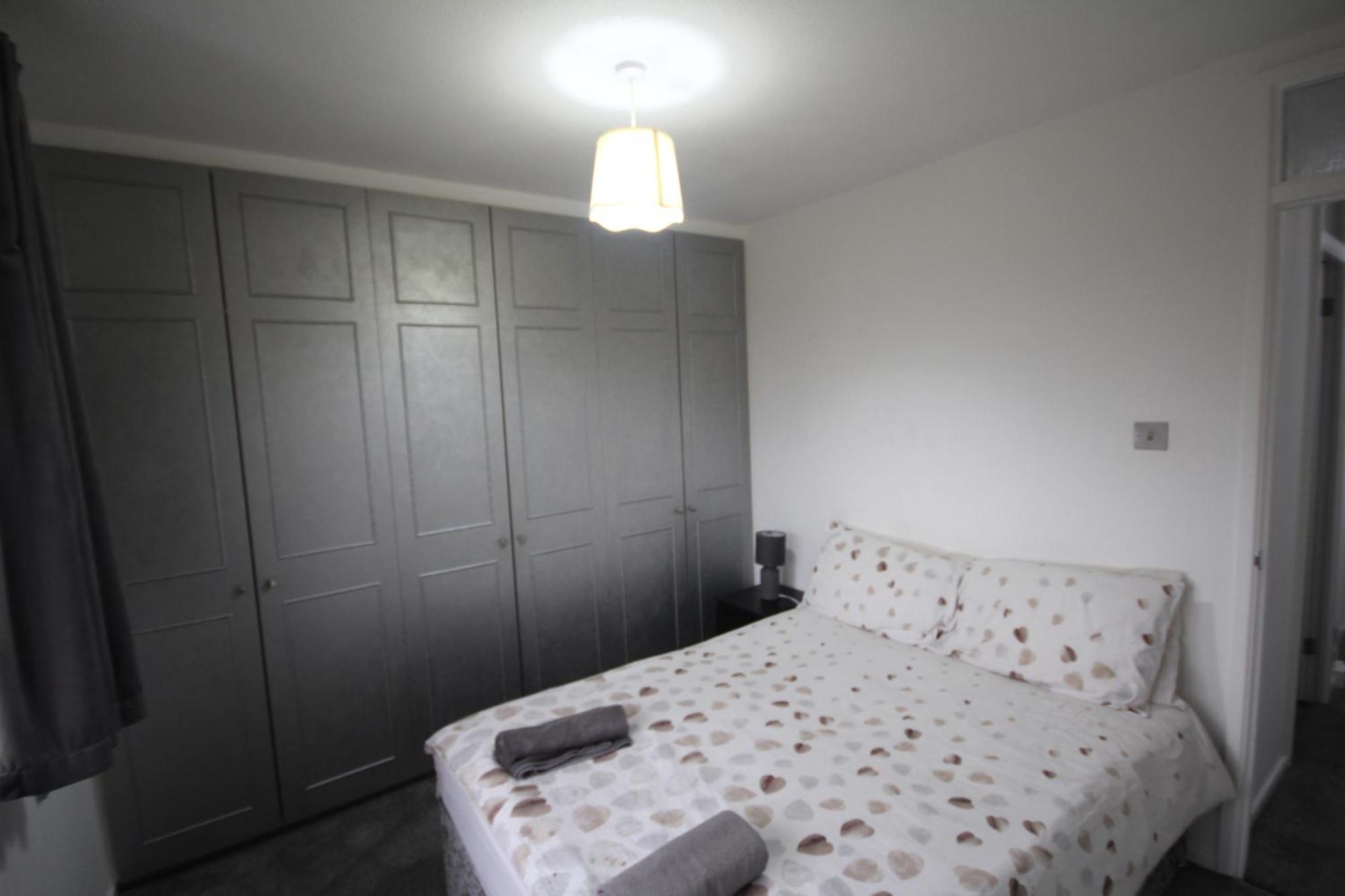 Wooburn Place Apartment Hillingdon